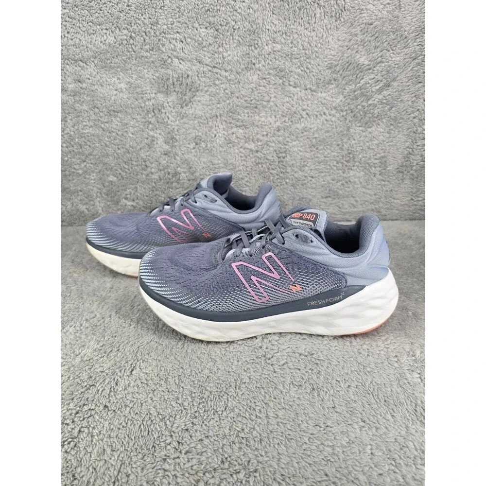 New Balance Fresh Foam X 840 V1 Shoes Womens Sz 9.5 2E Gray Pink Lace Up Sneaker